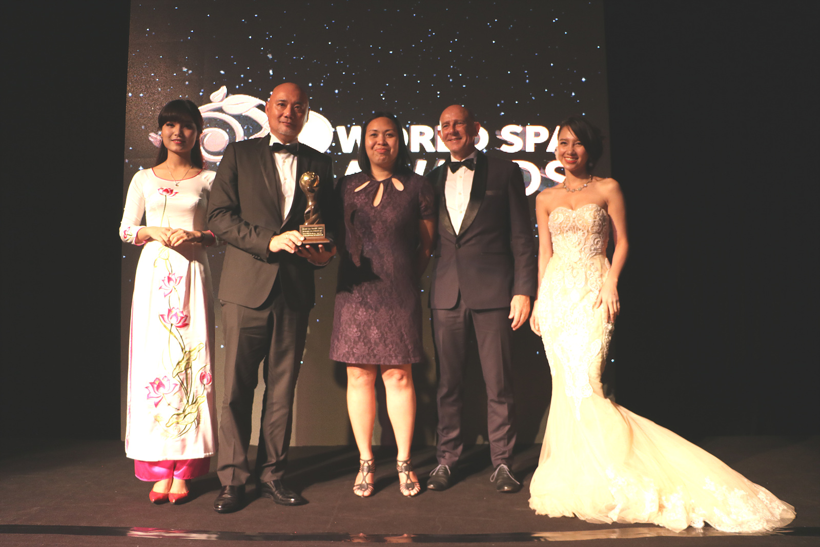 Giải thưởng Spa tốt nhất Việt Nam cũng được trao cho Spa Heritage Harnn