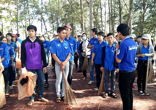 Phan Thiết Xử lý những điểm nóng về môi trường