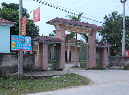 Trụ sở UBND xã Hương Xuân nơi công tác của các đối tượng