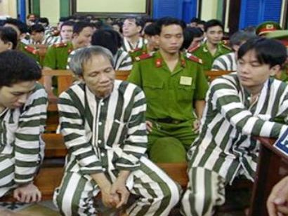 Hành trình trở thành ông trùm của Năm Cam - Kỳ 38 Bí ẩn hành trình cứu xác Năm Cam ra khỏi trường bắn