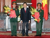 Chủ tịch nước thăng quân hàm Đại tướng cho hai tướng quân đội