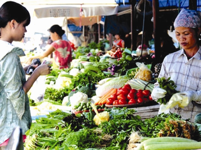 Người Hà Nội hoang mang trước thông tin rau nhiễm độc