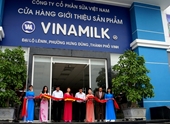Vinamilk khai trương điểm bán hàng tự hào hàng Việt Nam