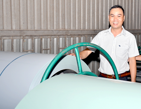 Mang tôn đi khắp xứ