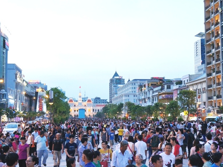 TPHCM Đề xuất thành lập Ban quản lý phố đi bộ Nguyễn Huệ