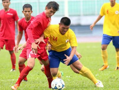 Bóng đá Việt Nam lại đau đầu vì tiền