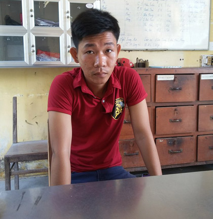 Tạm giữ đối tượng đâm người bỏ trốn