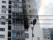 Cháy chung cư Hưng Phát, cư dân hốt hoảng tháo chạy