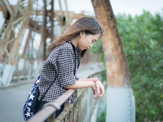 Con gái thời nay ứng xử kém