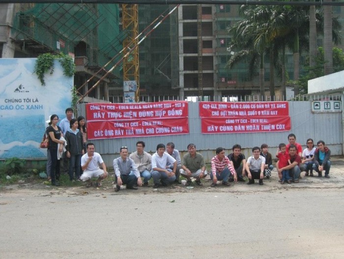 Thận trọng địa ốc thời tranh tối tranh sáng