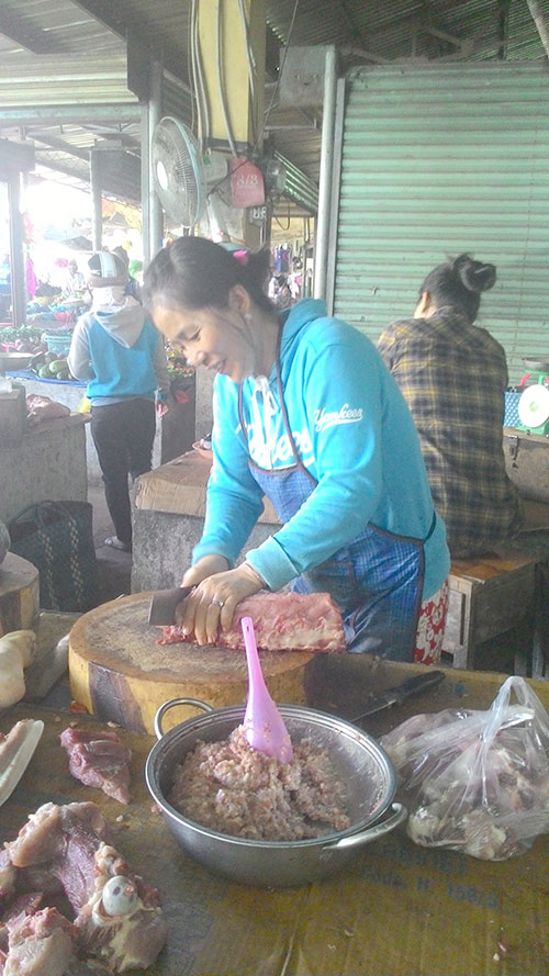 Thị trường Heo nước rác và heo trùn quế