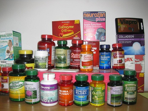 Thực phẩm chức năng thật, giả khó lường