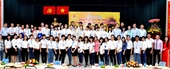 Saigon Co op trao hơn 160 suất học bổng cho sinh viên nghèo vượt khó
