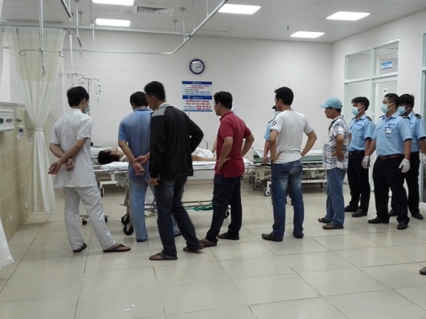 Đối tượng cố thủ trong ngân hàng không phải để cướp