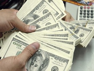 USD tăng kịch trần, giữ được bao lâu