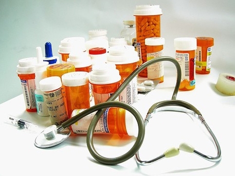 Hoa mắt vì thực phẩm chức năng