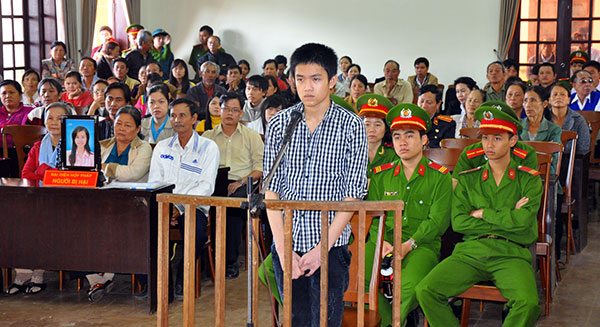 Án tử hình do hành vi giết chết cô giáo