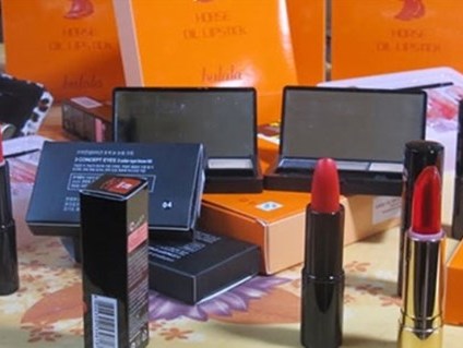 Hơn 1,1 tấn mỹ phẩm nghi nhập lậu trong lô hàng…100 tấn
