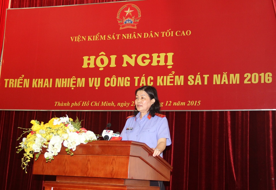Phó Viện trưởng VKSNDTC Nguyễn Thị Thủy Khiêm phát biểu tại Hội nghị