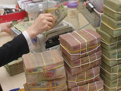 Ngân hàng tăng vay mượn trên thị trường liên ngân hàng