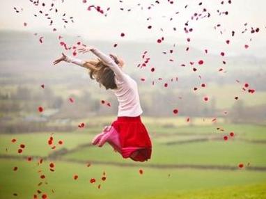 24 tuổi chưa hôn ai bao giờ