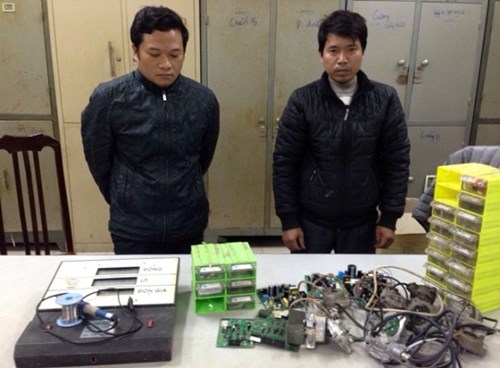 Bắt thêm 4 đối tượng vụ 2 cây xăng móc túi khách hàng