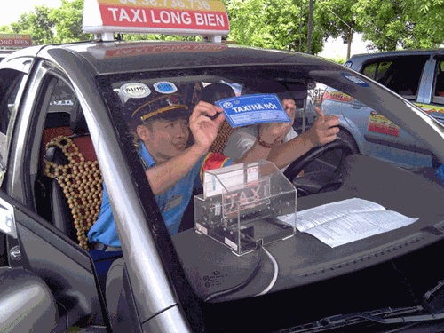 Xin lùi thời hạn khai tử doanh nghiệp taxi siêu nhỏ