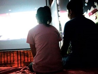 Xem phim… 2 người nở rộ tại TPHCM