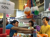 Hàng tiêu dùng Thái Lan ồ ạt đánh chiếm thị trường dịp sát Tết