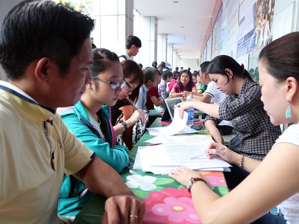 Ồ ạt mở ngành mới