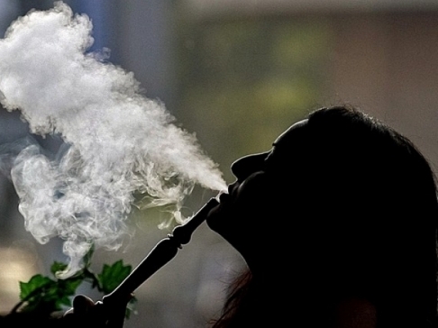 Hút shisha nguy hiểm hơn thuốc lá điếu