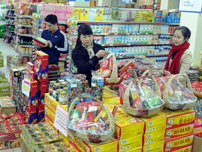 Tháng cận Tết, giá tiêu dùng về giáo dục và lương thực tăng mạnh nhất