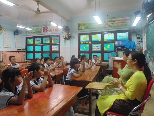 Thưởng Tết giáo viên Nơi nghìn đô, nơi chỉ tờ lịch