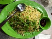 Nhà hàng Nha Trang bị tố chặt chém và hất đồ ăn vào khách