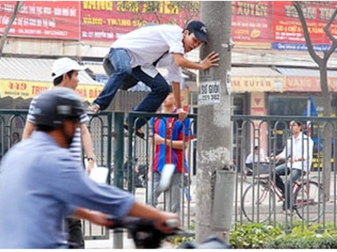 Đã xử phạt 423 người đi bộ phạm Luật Giao thông