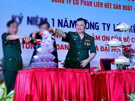 Tổng giám đốc công ty đa cấp lừa 45 000 người bị bắt