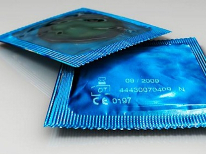 Bao cao su và núm vú giả có thể gây ung thư