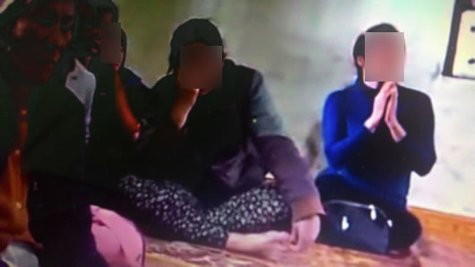 Mùa buôn thần, bán thánh