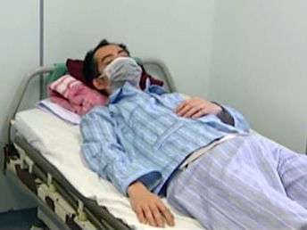 Hà Nội Theo dõi 27 người tiếp xúc với thanh niên nhiễm não mô cầu