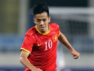 Văn Quyết bị loại khỏi tuyển Việt Nam vì đẩy ngã trọng tài