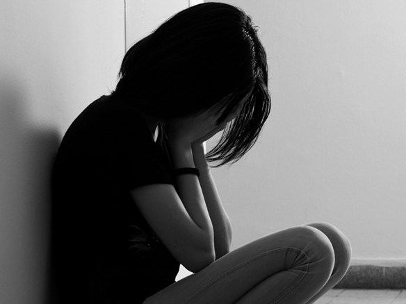 Sống trong gia đình bất hạnh khiến tôi luôn muốn tự tử