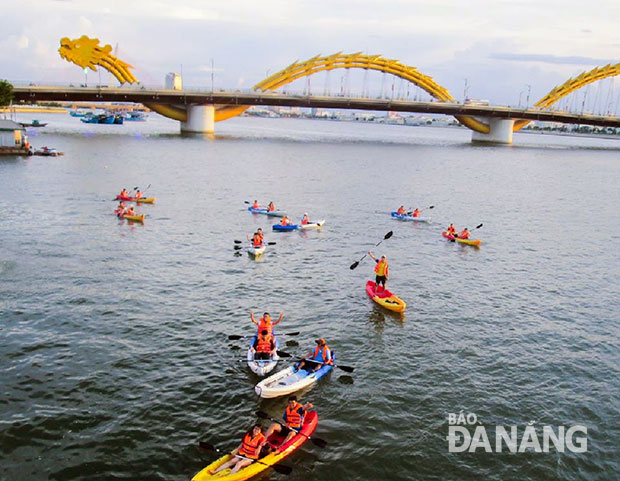 Chính quyền và doanh nghiệp phải phân vai rõ ràng