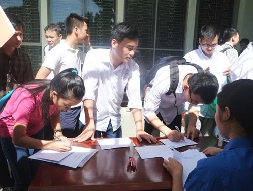 Trúng tuyển vẫn bị loại nếu nộp chứng nhận kết quả quá hạn