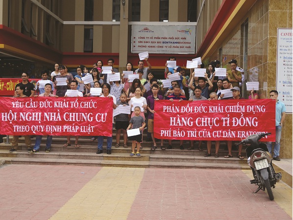 Khách hàng bức xúc tột cùng