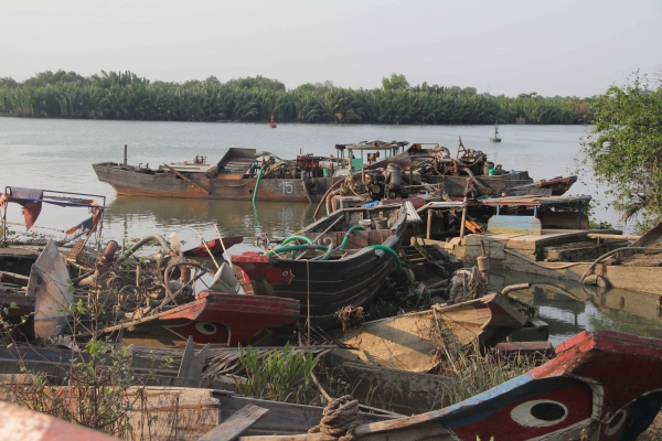 Kỳ 1 Giang hồ trộm cát, nuốt trọn đất dân