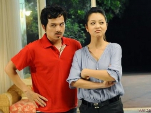 Con đường từ hotgirl đến showbiz như thế nào