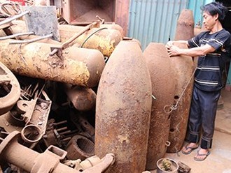 Độc nhất vô nhị nghề buôn bom đạn ở đất lửa Quảng Trị