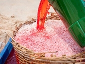 Ruốc nhuộm hóa chất, thịt lợn Salbutamol Tội ác của người Việt