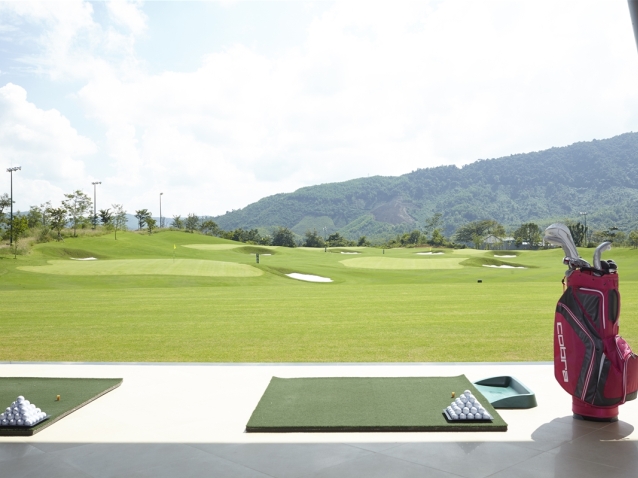 Khai trương sân golf đầu tiên tại Bà Nà