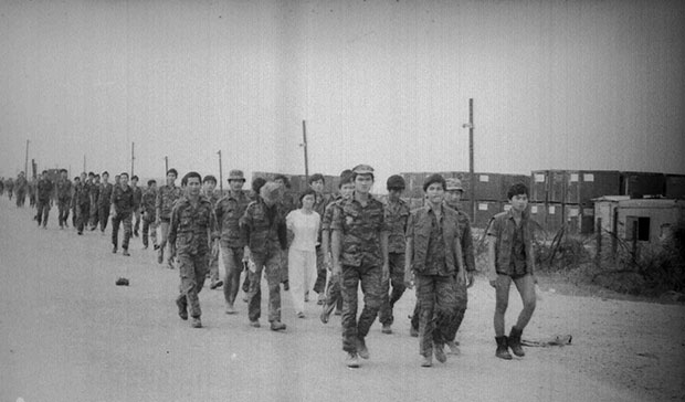 Bài cuối  Lấy tan rã làm tiêu diệt